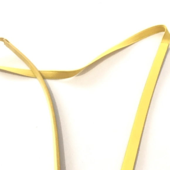 Pineapple Womens Elastic Bright Vibrant Butter Yellow Belt Hook Clasp - Picture 5 of 9